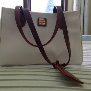 Dooney & Bourke white leather bag